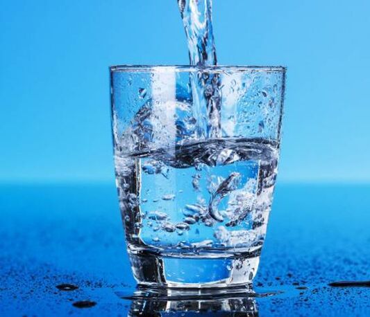 Uống nước là nguyên tắc chính để giảm cân trong một tuần